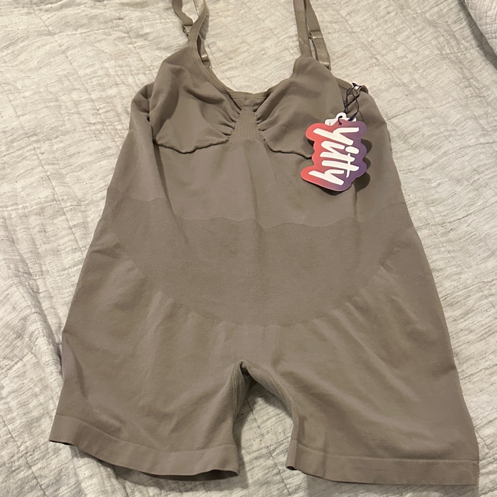 YITTY Bodysuit in grey (smoke show)